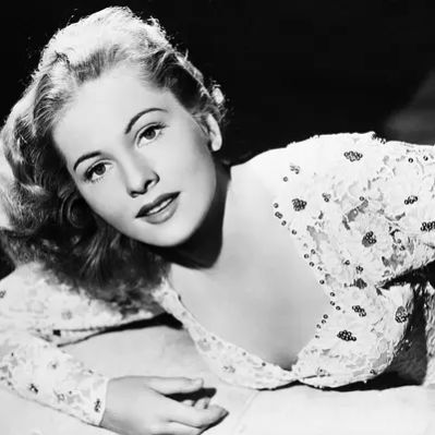 Joan Fontaine Net Worth