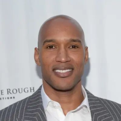 Henry Simmons Net Worth