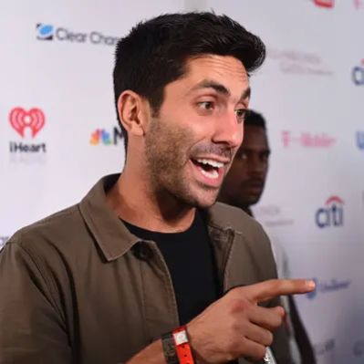 Yaniv 